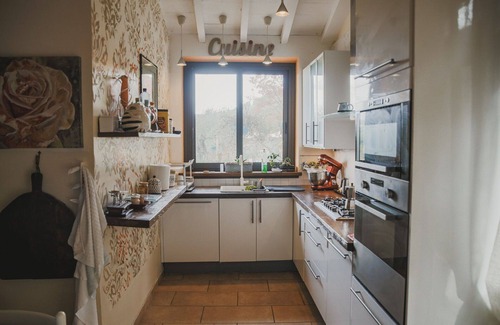 Castelnuovo Magra Villa | Casa de vacaciones privada con A/C, piscina privada, WIFI, TV, patio, vista panorámica