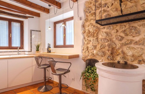 Mancor de la Vall Casa | Maravillosa casa de vacaciones privada para 5 personas con A/C, WIFI, TV, terraza y aparcamiento