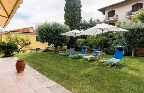 Diano Castello Casa | Maravillosa casa de vacaciones privada para 4 personas con WIFI, TV y terraza