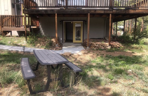 Carriage Hills Apartamento | Beautiful private ADU w/views and 5min from downtown Estes