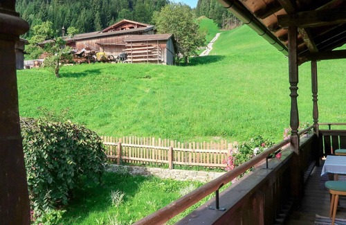 Auffach Casa | Preciosa casa de vacaciones privada para 10 personas con WIFI, TV, terraza y aparcamiento