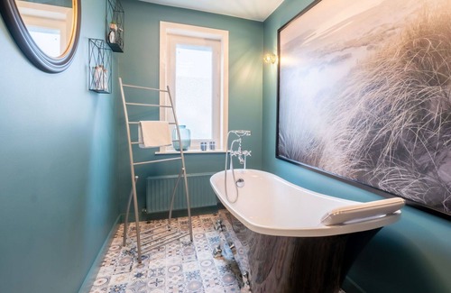 Blankenberge Villa | Beautiful private villa for 10 people with WIFI, balcony and pets allowed