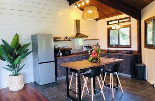 Pihaena Casa | ***** Casa privada de dos dormitorios con impresionantes vistas de la bahía de Opunohu