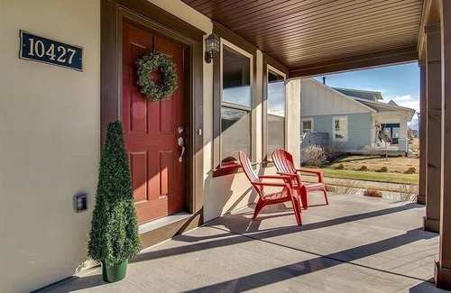 Daybreak Casa | beautiful, private, roomy home