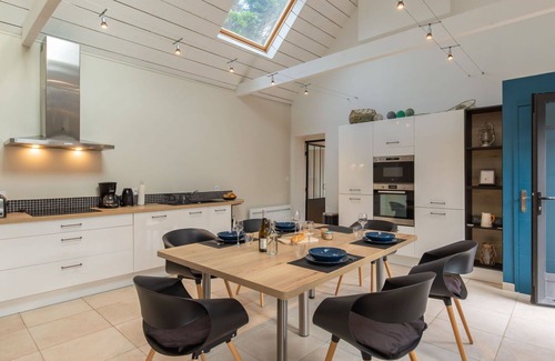 Kerlouet Casa | Preciosa casa de vacaciones privada para 5 personas con WIFI, TV, terraza y aparcamiento