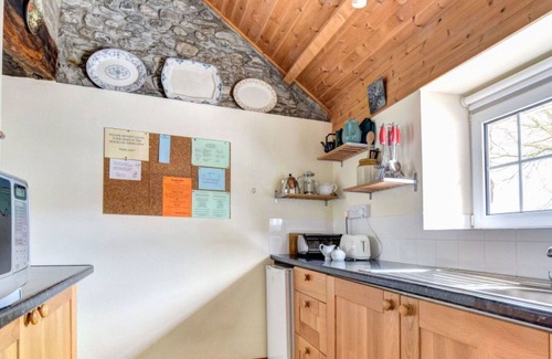 Llanwrda Casa | Preciosa casa de vacaciones privada con TV, patio, mascotas permitida y aparcamiento