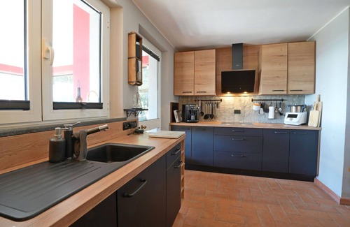 Fosdinovo Villa | Estupenda casa de vacaciones privada con WIFI, piscina privada, TV, patio, cerca de La Spezia