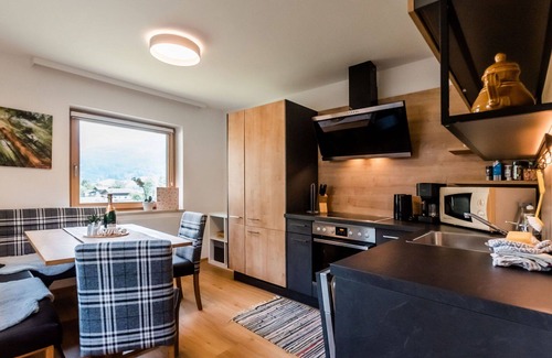 Taxenbach Casa | Maravillosa casa de vacaciones privada con WIFI, TV, terraza, mascotas permitida y aparcamiento