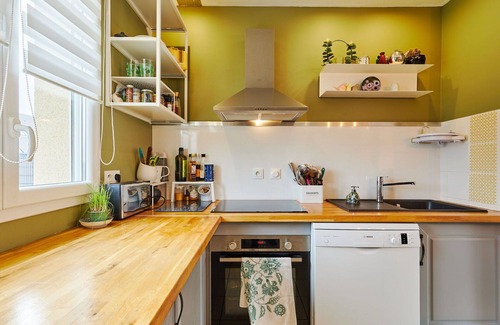Portbail Casa | Preciosa casa de vacaciones privada con WIFI, terraza, mascotas permitida y aparcamiento