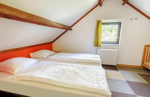 Mol Casa | Preciosa casa de vacaciones privada para 4 personas con WIFI, piscina, TV, terraza y aparcamiento