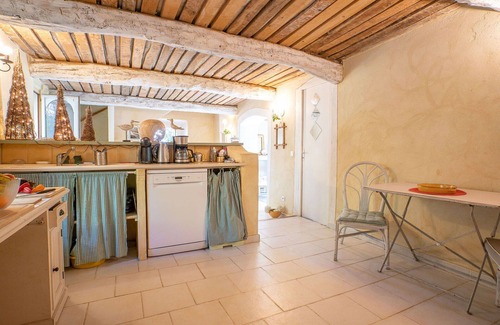 Chateauneuf-Grasse Casa | Casa de vacaciones privada con piscina privada, WIFI, TV, patio, mascotas permitida, aparcamiento