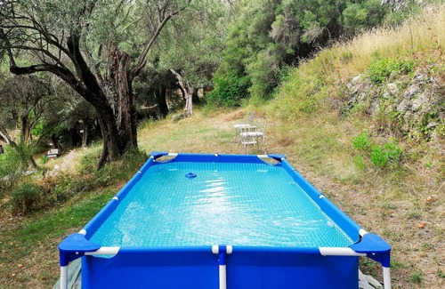 Chateauneuf-Grasse Casa | Casa de vacaciones privada con piscina privada, WIFI, TV, patio, mascotas permitida, aparcamiento