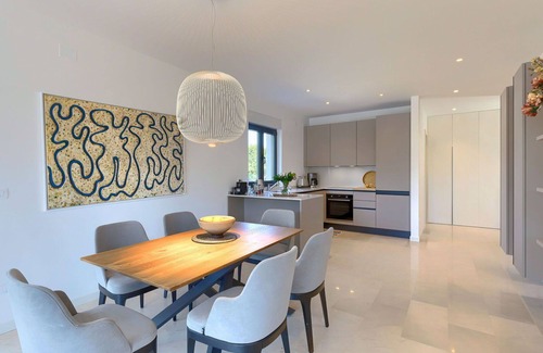 Basanija Casa | Estupenda casa de vacaciones privada con piscina privada, WIFI, A/C, TV, terraza y aparcamiento