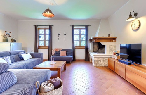 Rezanci Villa | Beautiful private villa for 8 guests with private pool, WIFI, A/C, TV, terrace and parking