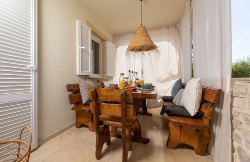 Polje Villa | Maravillosa casa de vacaciones privada con WIFI, A/C, piscina privada, TV, terraza, aparcamiento
