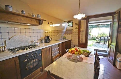 Cortona Villa | Casa de vacaciones privada con piscina privada, WIFI, TV, patio, vista panorámica, aparcamiento