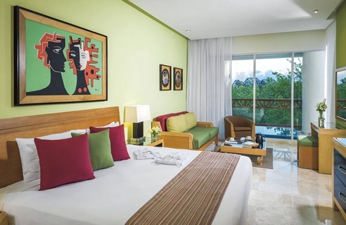 Puerto Juarez Complejo | Hermosa propiedad en Grand Mayan Vacation - 1 hab, 2 adultos, 2 niños
