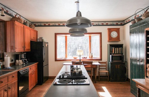 Livingston Casa | Beautiful property, spectacular view. House + guest house, close to Yellowstone.