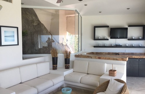 Las Brisas Condominio | Hermosa propiedad con bonitas vistas al mar