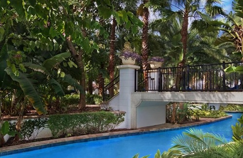 Florida Central Atlantic Coast Complejo | Beautiful property with lazy River. Close to Disney parks. Beautiful grounds