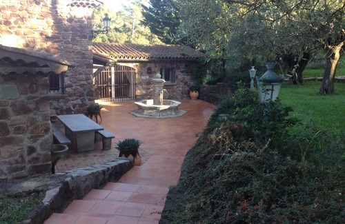 Saint-Raphael Villa | Mas Provenzal en el corazón del Esterel con piscina, tenis, 4 habitaciones, 8 pers.