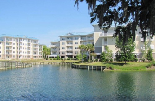 Palmetto Dunes Condominio | Beautiful quiet condo, w/lazy river pool and golfing privileges