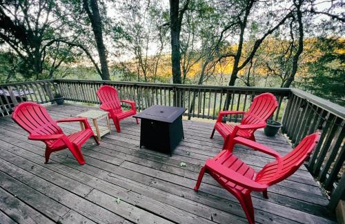 Middletown Casa | Beautiful Quiet Mountain Getaway, Amazing Views
