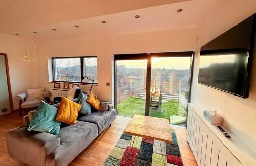 Hanham Apartamento | Beautiful Quirky Apartment with Spectacular views
