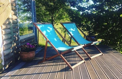 Llandegla Casa | Beautiful quirky log cabin situated at the foot of Llandegla Forest