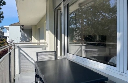 Hirslanden Apartamento | Beautiful, quite and very central 2BR flat (Sky3)