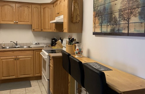 Okanagan-Similkameen Condominio | Beautiful relaxing large condo, steps from the beach.