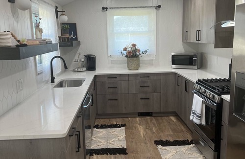 Southwyck Casa | Beautiful Relaxing Home Near a Golf Course and Restaurants