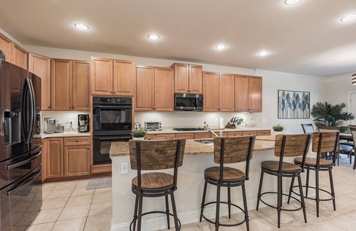 Long Neck Casa | Beautiful & Relaxing Vacation Home with all amenities