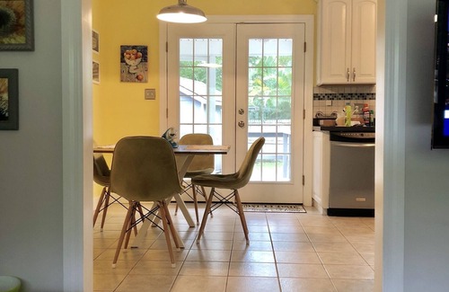 St. Petersburg - Clearwater Casa | Beautiful, renovated house in gorgeous neighborhood!