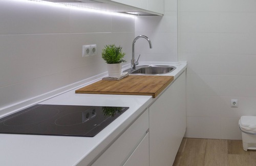 Centro histórico de Logroño Apartamento | Beautiful renovated apartment in central Logroño with WIFI