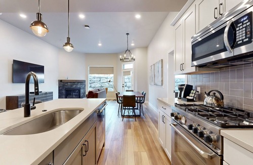 Park City Condominio | Beautiful resort condo with incredible amenities and shuttle service