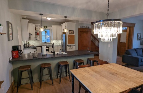 Livingston Park Casa | Beautiful restored home in historic Old Oaks! Close to downtown!