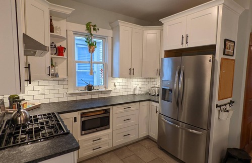 Livingston Park Casa | Beautiful restored home in historic Old Oaks! Close to downtown!