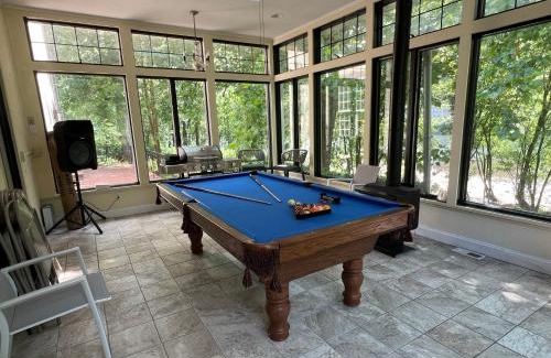 Martins Creek Casa | Beautiful River front home with private pool