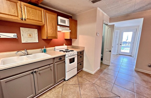 Gulf Shores Casa | Beautiful River Front - Don't miss this! Come on down y'all!🐠🌴