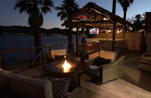 Parker Dam Casa | Riverfront Beach Villa # 12