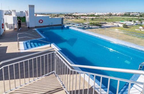 Nueva Andalucia Apartamento | Beautiful Rooftop Pool 3Bed