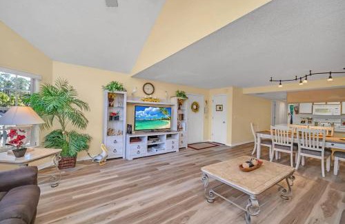 Royal Palm Bay Casa | Beautiful Royal Palm Bay Condo near Disney