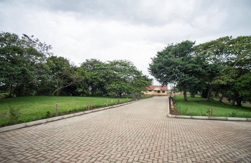 Kampala Complejo | Beautiful Scenery, Incredible Natural Surroundings & Breathe Taking Vistas,
