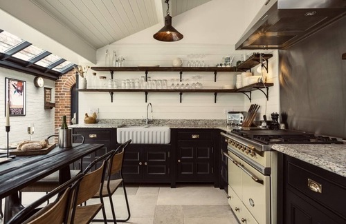 Irstead Casa | Beautiful School House In Norfolk