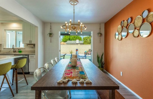 Peaceful Valley Casa | Beautiful Scottsdale Home w/Heated Pool+Hot Tub!