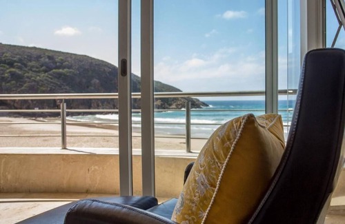 Herolds Bay Casa | Beautiful Sea Facing Room