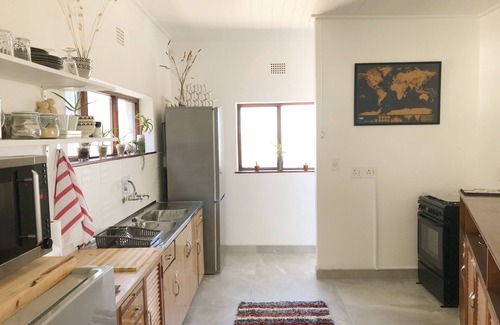 Rooiels Casa | Beautiful Sea front cottage right on the Atlantic ocean.
