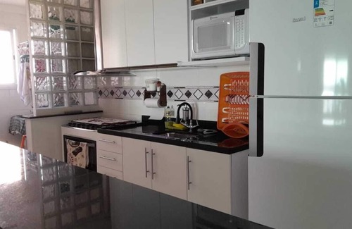 Vila Anhanguera Apartamento | Beautiful seafront apartment