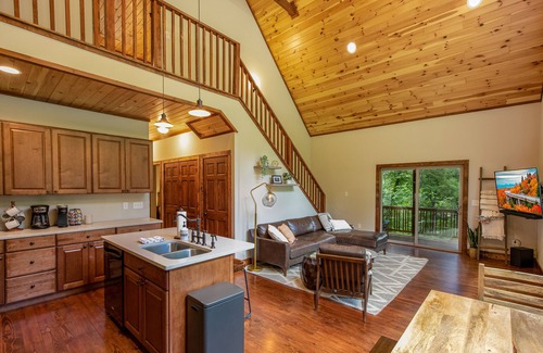 Vilas Cabina | Beautiful Secluded Cabin near Boone